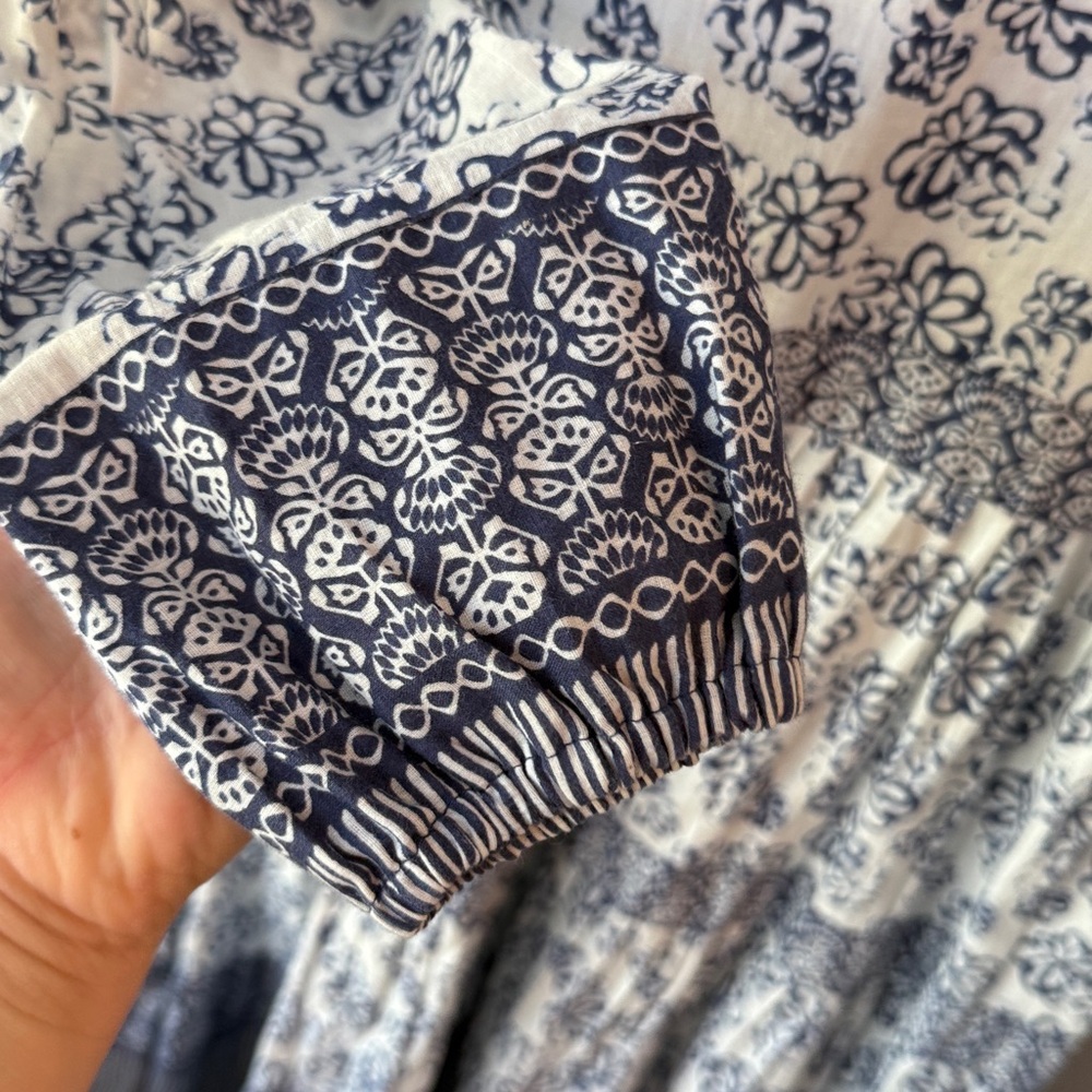 Bella Tu Blue and White Patterned‎ Tunic Dress - Picture 7 of 7